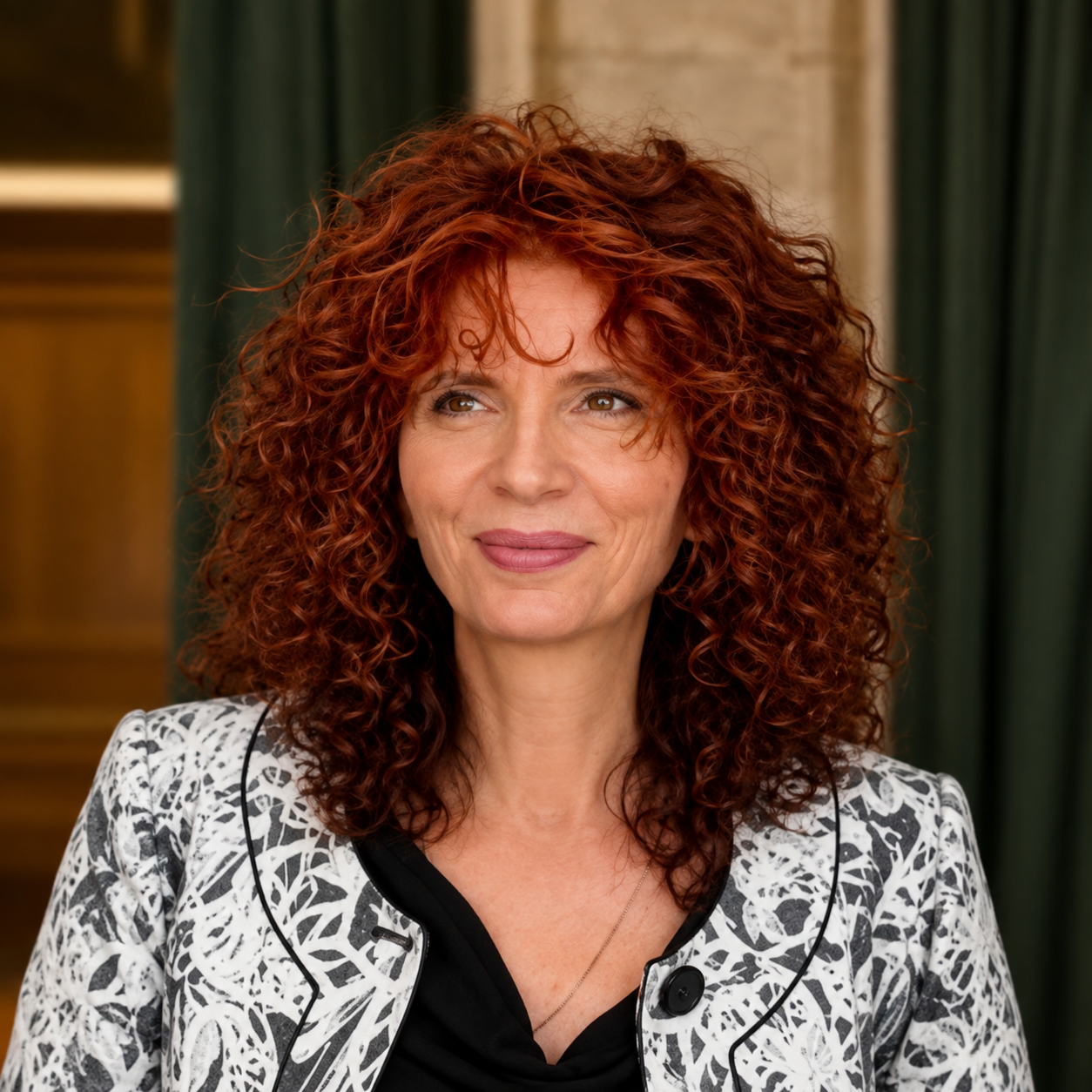 Dr. Viviana Bogdan