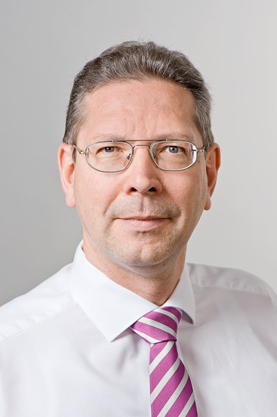 Prof. Ralph M. Kennel 